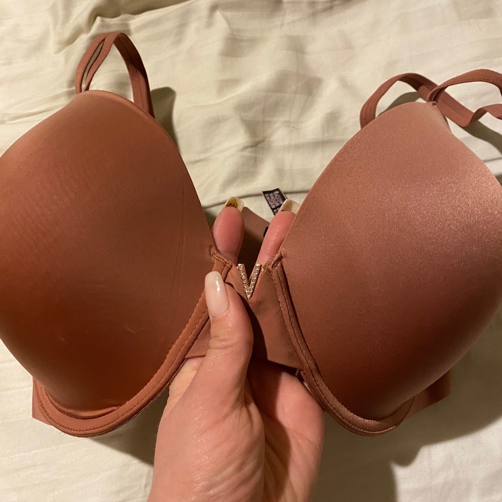 Victoria’s Secret Very Sexy Lightly Lined